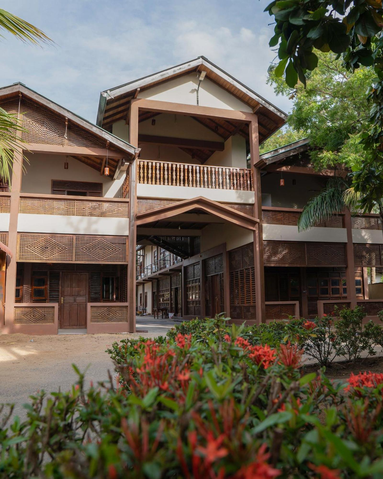 Hôtel Sunrise Cabanas à Baie d'Arugam Extérieur photo